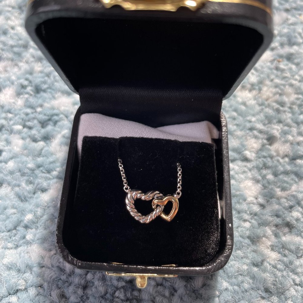 Cable Collectibles® Interlocking Heart Necklace with 18K Yellow Gold - N…